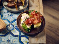 Rustic Copper Low Presentation Plate